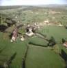 Photos aériennes de "haut" - Photo réf. 43893 - Perch  447 mtres d'altitude, le bourg est l'un des plus haut du pays charolais, et possde une glise datant du XIe-XIIe Sicle.