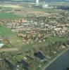 Photos aériennes de Bouchain (59111) - Autre vue | Nord, Nord-Pas-de-Calais, France - Photo réf. 45737 - Ville haute avec au premier plan le fleuve L'Escaut et les fortifications.