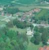 Photos aériennes de "donjon" - Photo réf. 47990 - Au milieu du site bocager se dresse un donjon datant de 1116, ceux sont les restes du chteau de Philippe de Commynes, actuellement occups par la mairie.