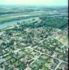 Photos aériennes de "canal" - Photo réf. 50923 - Le canal longe la commune.
