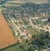 Photos aériennes de Saint-Pierre-des-Fleurs (27370) - Autre vue | Eure, Normandie, France - Photo réf. 56080 - Les quartiers rsidentiels sont le tmoin du boum dmographique des annes soixante.