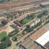 Photos aériennes de "Quartier" - Photo réf. 58895 - Juste derrière le quartier, on aperçoit la gare de triage.