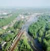 Photos aériennes de Abbeville (80100) - Les Inondations du Printemps 2001 | Somme, Picardie, France - Photo réf. 60631 - La ville a t coupe de ses liaisons ferres pendant plusieur semaines.