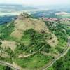 Photos aériennes de Nonette (63340) | Puy-de-Dôme, Auvergne, France - Photo réf. 60772 - Reconstruit au XIVe sicle, il ne reste que quelques vestiges de ce chteau. La croix plant au sommet offre un panorama magnifique.