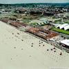 Photos aériennes de Deauville (14800) | Calvados, Basse-Normandie, France - Photo réf. 61019 - La plage de Deauville (Calvados) et ses clbres planches.