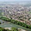 Photos aériennes de "garonne" - Photo réf. 62181 - La ville s'est développée sue les rives de la Garonne.
