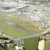 Photos aériennes de "circuit" - Photo réf. N001485 - Un jour de course automobile sur le circuit empruntant la piste.