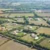 Photos aériennes de "lotissement" - Photo réf. N019846 - Le Vendée Air Park est un lotissement aéronautique ; jouxtant une piste privée, les propriétaires peuvent accéder à leur maison directement en avion.