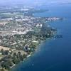 Photos aériennes de "lacs" - Photo réf. N027448 - Au bord du Lac Léman, la commune possède de nombreuses plages.