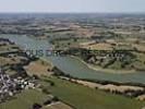 Photos aériennes de "fleuve" - Photo réf. T035307 - La Cantache et La Pérouse forment ici le plan d'eau de La Cantache permettant naviguation et baignade.