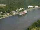 Photos aériennes de "fleuve" - Photo réf. T037843 - Un Porte-Containers sur La Seine