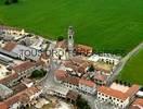 Photos aériennes de Tavazzano con Villavesco (26838) | Lodi, Lombardia, Italie - Photo réf. T040529 - La parrocchiale di Villavesco.