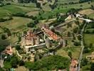 Photos aériennes de Berzé-le-Châtel (71960) - Autre vue | Saône-et-Loire, Bourgogne, France - Photo réf. T040842 - Ce chteau fodal du XII sicle dfendait autrefois le passage entre Cluny et Mcon et possdait 13 tours.