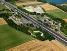 Photos aériennes de "autoroute" - Photo réf. T041172 - Une aire d'autoroute à Crêches-sur-Saône (Saône-et-Loire).