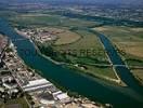 Photos aériennes de Saint-Laurent-sur-Saône (01620) - Autre vue | Ain, Auvergne-Rhône-Alpes, France - Photo réf. T042451