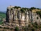 Photos aériennes de "vignoble" - Photo réf. T042739 - La roche de Solutré dans le vignoble du Mâconnais