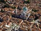 Photos aériennes de "torre" - Photo réf. T048429 - Il palazzio Broletto con la sua Torre del Pegol, il Duomo Nuovo e il Duomo Vecchio.