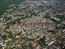 Photos aériennes de "vieille" - Photo réf. T049041 - Le périmètre fortifié de la vieille-ville est bien visible.