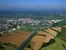 Photos aériennes de "ville" - Photo réf. T049064 - L'autoroute du soleil A6 passe à la prériphérie de la ville.