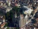 Photos aériennes de "vernissées" - Photo réf. T050200 - La cathédrale Sainte-Bénigne, facilement reconnaissable à son clocher vert et ses deux tours rondes