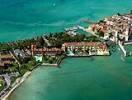 Photos aériennes de Sirmione (25019) - Nord | Brescia, Lombardia, Italie - Photo réf. T054901