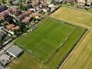 Photos aériennes de Bertonico (26821) - Vue générale | Lodi, Lombardia, Italie - Photo réf. T057414 - L'inizio della partita di calcio.