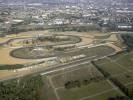 Photos aériennes de "mans" - Photo réf. T064392 - Le circuit qui accueille les fameuses 24h du Mans (Sarthe).