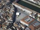 Photos aériennes de "place" - Photo réf. T065298 - La Place de la Révolution où se tient le marché.