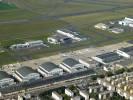 Photos aériennes de Le Bourget (93350) - L'Aéroport | Seine-Saint-Denis, Ile-de-France, France - Photo réf. T069579 - Vue sur les parkings avion de l'aroport du Bourget.