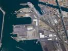 Photos aériennes de "commercial" - Photo réf. T069778 - Une vue verticale du port industriel et commercial de Sète (Hérault).