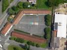 Photos aériennes de "école" - Photo réf. T069793 - Une cour d'école à Montbéliard (Doubs).