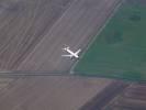 Photos aériennes de "Avion" - Photo réf. T069794 - Un Airbus de Air Portugal en approche finale à l'aéroport de Orly.