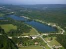 Photos aériennes de "lacs" - Photo réf. T070390 - En été la base de plein air permet de se divertir au bord de l'eau.