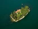Photos aériennes de "lago" - Photo réf. T071549 - Fr : L'Ile de San Paolo, Lac d'Iseo, Italie. It : Isola di San Paolo, Lago d'Iseo, Italia.