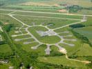 Photos aériennes de "aérodrome" - Photo réf. T082423 - L'aroport de Chambley-Bussires fut une base amricaine de 1953  1967.