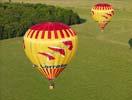  - Photo réf. U092166 - Des montgolfires lors du Lorraine Mondial Air Ballons 2009 sur la base de Chambley-Bussires, Meurthe-et-Moselle.