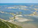 Photos aériennes de "Rhône" - Photo réf. U099846 - Les bancs de sable de la cuvette de Lairan. (Bouches-du-Rhne)