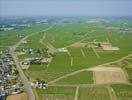 Photos aériennes de "Rouge" - Photo réf. U100461 - Les Vins de Saint-Nicolas-de-Bourgueuil sont mondialement connus.