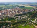 Photos aériennes de Langres (52200) - Le Centre Ville | Haute-Marne, Champagne-Ardenne, France - Photo réf. U108213 - Un funiculaire relie la ville au parking en contrebas.
