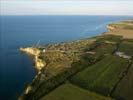 Photos aériennes de "Falaise" - Photo réf. U111224 - La Pointe du Hoc, situe sur la commune de Cricqueville-en-Bessin (Calvados), fut lgue aux Etats-Unis en 1979 en reconnaissance aux soldats tus lors de la deuxime guerre mondiale.