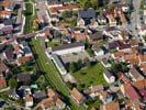 Photos aériennes de "ecoles" - Photo réf. U112423 - L'école Hirondelles avec Pré à Herrlisheim dans le Bas-Rhin