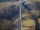 Photos aériennes de "vitesse" - Photo réf. E116089 - Un ICE sur le viaduc de la Ligne à Grande Vitesse Est.