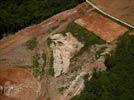 Photos aériennes de "archeologiques" - Photo réf. E120338 - Un site de fouilles archéologiques sur la trace de la LGV Sud Europe Atlantique à Villiers-le-Roux (Charente)