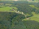 Photos aériennes de "memorial" - Photo réf. E135282 - La Butte de Vauquois est un haut-lieu de la guerre des mines en Argonne, de nombreux entonnoirs en tmoignent.