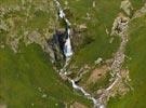 Photos aériennes de Huez (38750) | Isère, Rhône-Alpes, France - Photo réf. E126760 - Une cascade