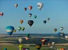 Photos aériennes de "montgolfières" - Photo réf. E128476 - Lorraine Mondial Air Ballons 2013 : Vol du Mercredi 31 Juillet le soir lors du Record Mondial de Dcollage en Masse. (Greatest Mass Ascent)