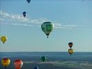 Photos aériennes de "montgolfières" - Photo réf. E128485 - Lorraine Mondial Air Ballons 2013 : Vol du Mercredi 31 Juillet le soir lors du Record Mondial de Dcollage en Masse. (Greatest Mass Ascent)