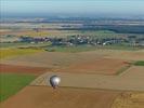 Photos aériennes de "montgolfières" - Photo réf. E128628 - Lorraine Mondial Air Ballons 2013 : Vol du Jeudi 1 Aot le matin lors du Record Mondial de Dcollage en Ligne. (The Great Line, In-line Mass Ascent)