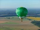 Photos aériennes de "2013" - Photo réf. E128635 - Lorraine Mondial Air Ballons 2013 : Vol du Jeudi 1 Août le matin lors du Record Mondial de Décollage en Ligne. (The Great Line, In-line Mass Ascent)
