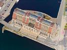 Photos aériennes de "hôtel" - Photo réf. E131829 - L'Hôtel de la communauté urbaine (CUD), situé sur le pertuis de la Marine à Dunkerque